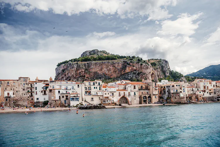 Why Visit Cefalù, Sicily: History, Beaches & Timeless Charm