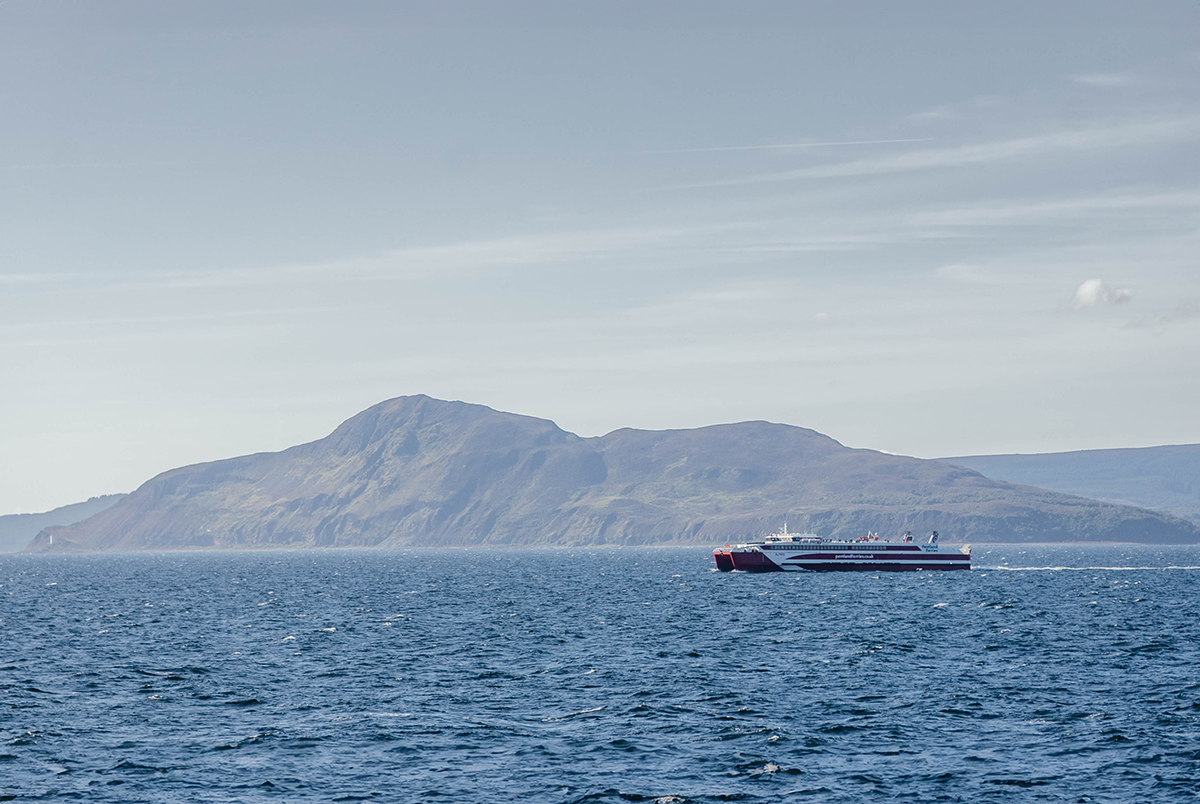 Exploring the Isle of Arran: Ferry, Castles, and Coastal Beauty photo 1