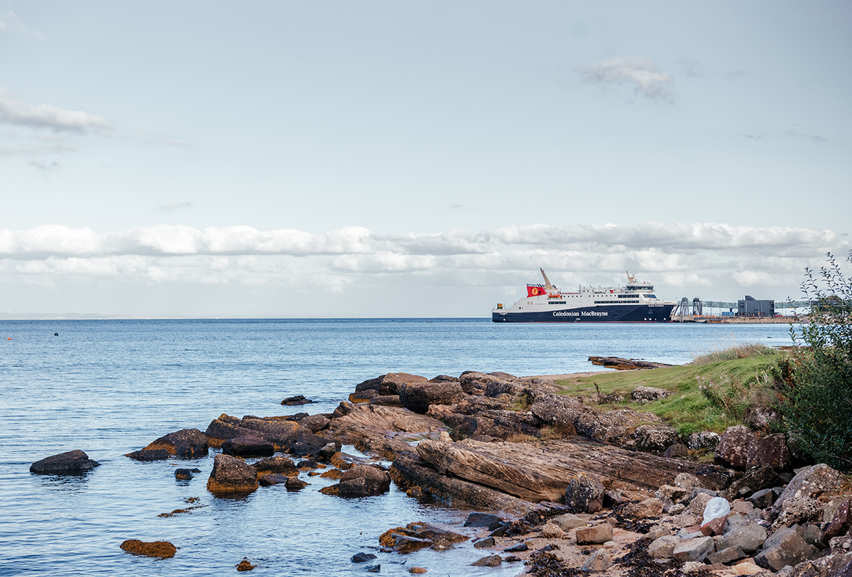 Exploring the Isle of Arran: Ferry, Castles, and Coastal Beauty photo 2