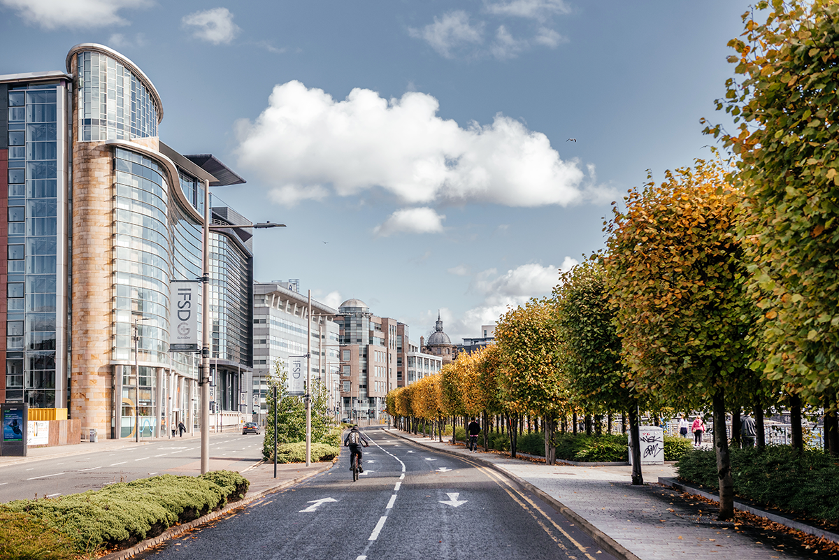 Glasgow in Autumn: Explore City, Riverside & Landmarks photo 3