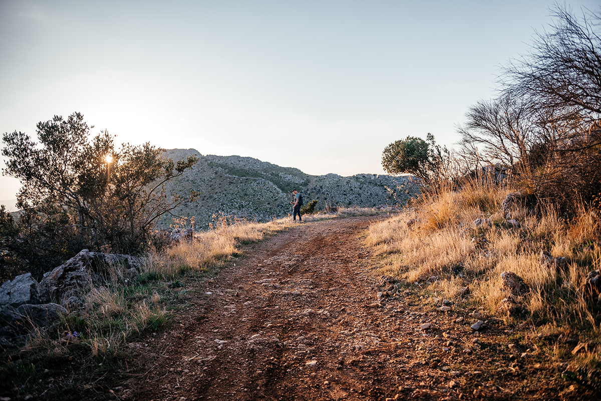 Monte Gallo Secrets: A Half-Day Hike from Mondello to Semaforo Borbonico photo 3