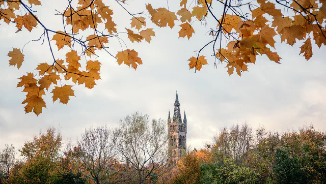 Glasgow in Autumn: Explore City, Riverside & Landmarks